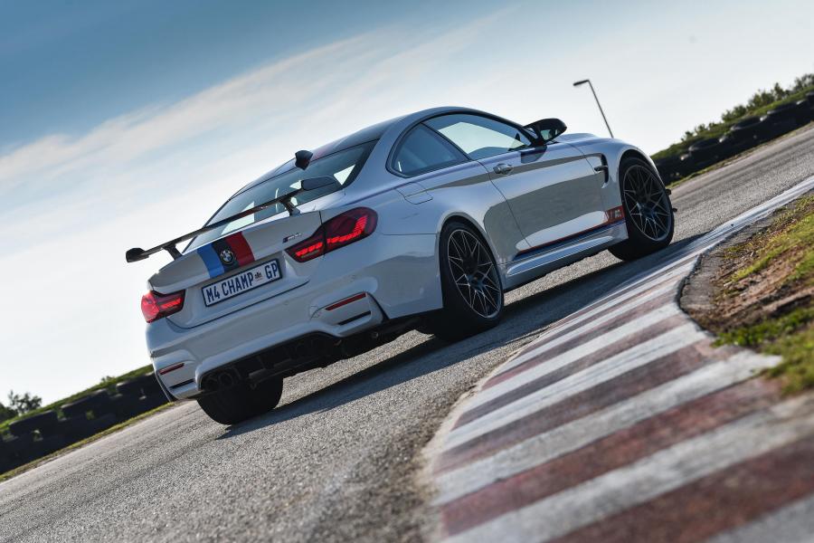  BMW M4 Coupe DTM Champion Edition 2017 года  (ZA) (фото 39 из 40)